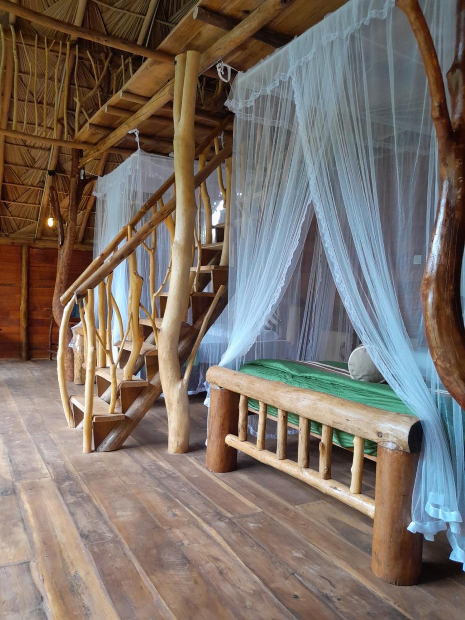 Wood Palace Ella Exterior foto